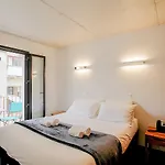 Kalliste Lejlighedshotel 4*