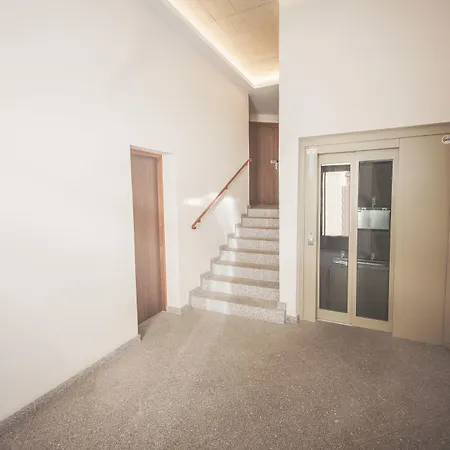 Aparthotel Kalliste 4*