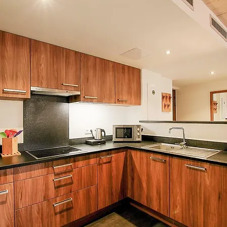 Kalliste Aparthotel 4*